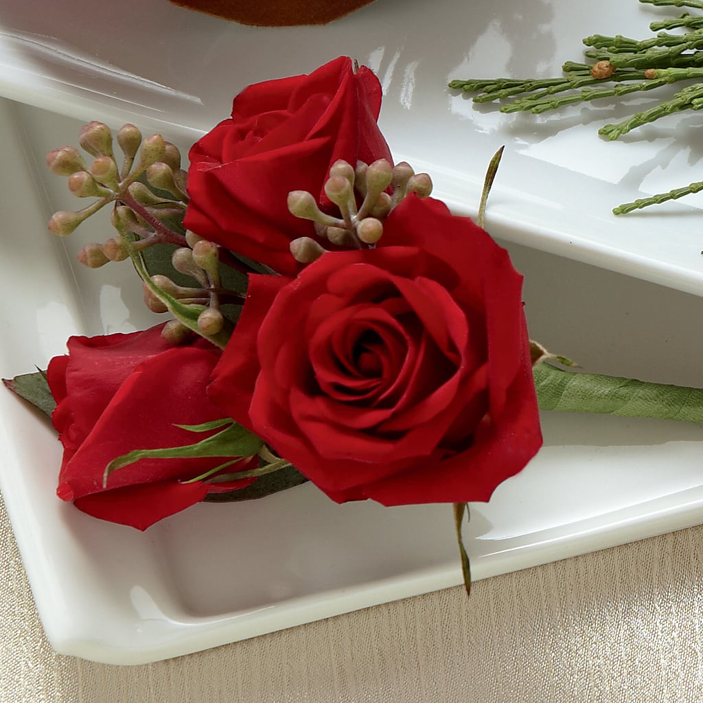 Red Spray Rose Boutonniere – BELKY'S FLORIST, Rock Hill SC