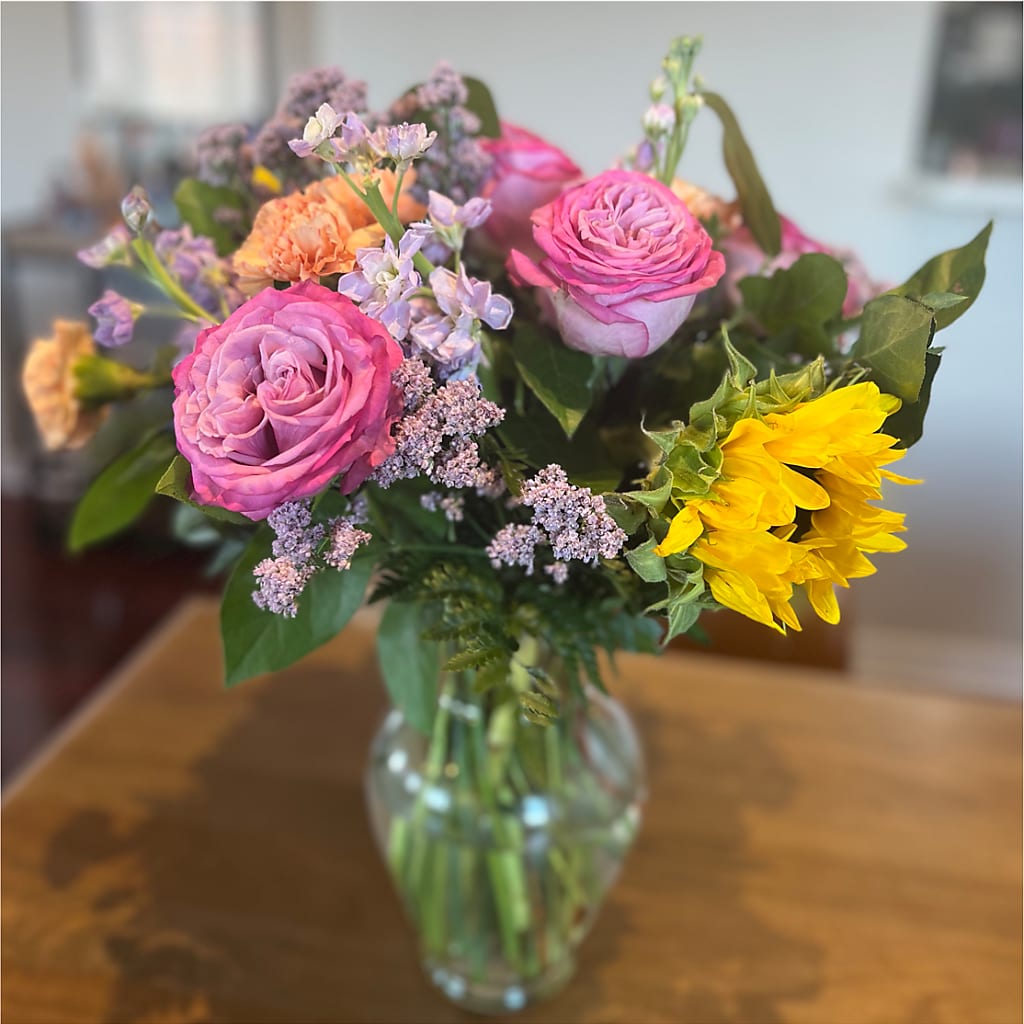 Yellow Brick Road Bouquet – BELKY'S FLORIST, Rock Hill SC
