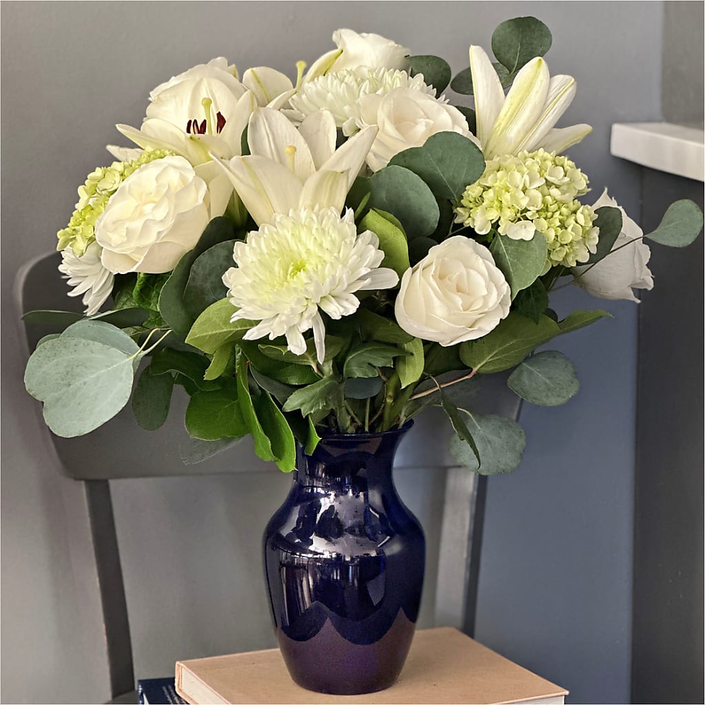 Snowy Dreams Bouquet – BELKY'S FLORIST, Rock Hill SC